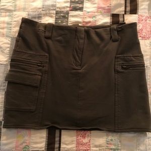 Express mini skirt in dark army green.